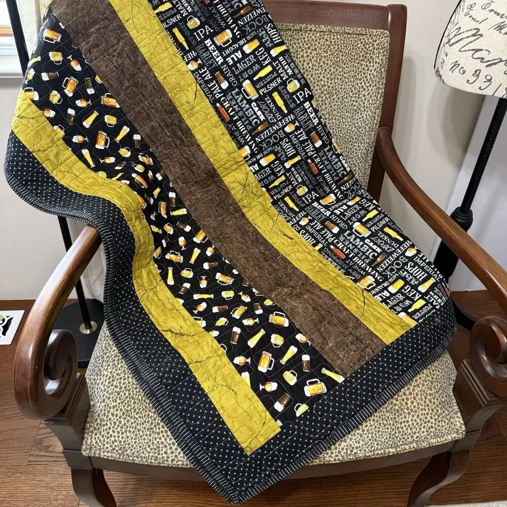 Handmade Quilt BEER BAR Theme Throw 45x66 Fun Novelty Gift Black Gold Brown EUC